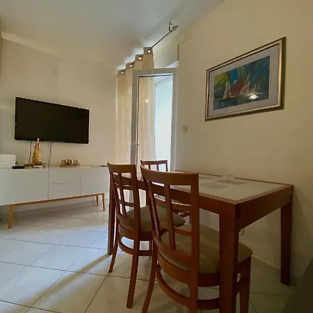 Monika Near The Apartmán *